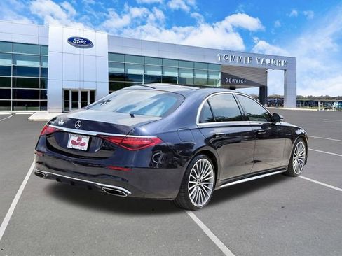 Used 2023 Mercedes-Benz S 580 4MATIC Sedan image 2