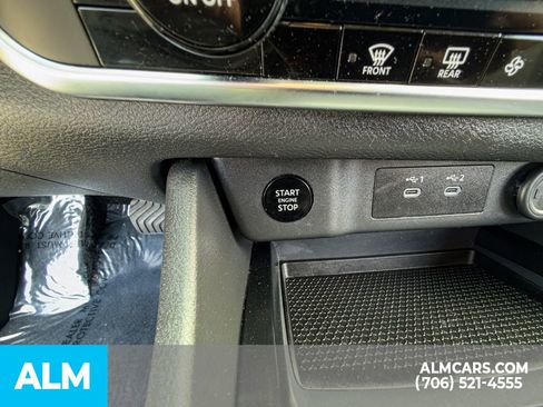 Used 2025 Nissan Rogue SV image 23