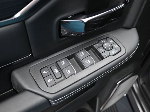 New 2026 RAM 2500 Rebel w/ Rebel Level 2 Equipment Group image 11