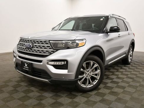 Used 2022 Ford Explorer Limited w/ Class IV Trailer Tow Package image 2