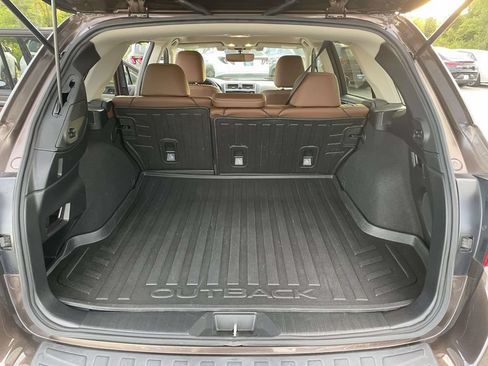 Used 2019 Subaru Outback 2.5i Touring w/ Popular Package #3A AWD/4WD image 32