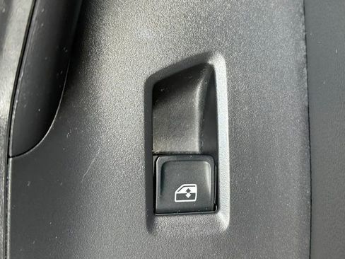 Used 2019 Volkswagen Jetta S image 34