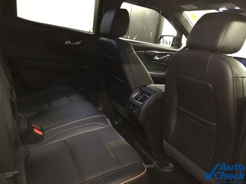 Used 2019 Chevrolet Blazer Premier w/ Sun and Wheels Package AWD/4WD image 34