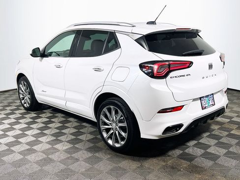 Used 2024 Buick Encore GX Avenir w/ Avenir Convenience Package FWD image 5
