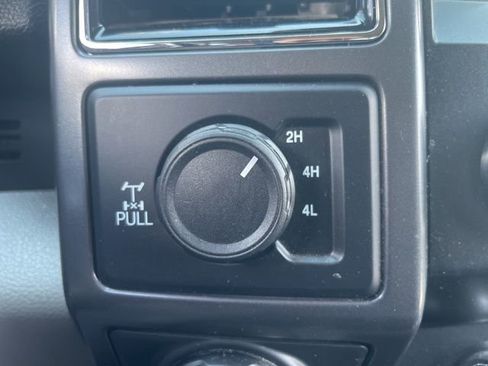 Used 2020 Ford F150 XLT w/ Equipment Group 302A Luxury AWD/4WD image 24
