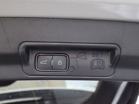 New 2026 Ford Explorer ST-Line w/ ST-Line Street Pack image 21