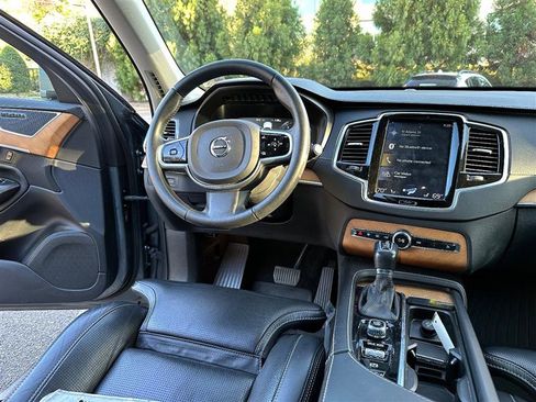 Used 2018 Volvo XC90 T6 Inscription w/ Convenience Package image 31