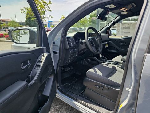 New 2026 Nissan Frontier SV AWD/4WD image 15