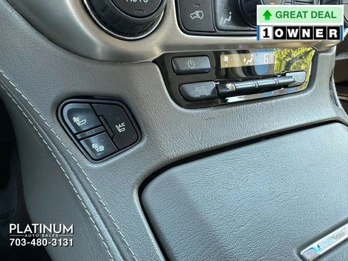 Used 2016 GMC Yukon XL Denali w/ Open Road Package AWD/4WD image 11