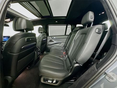 Used 2025 BMW X7 M60i w/ Executive Package image 26
