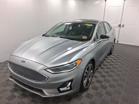 Used 2020 Ford Fusion Titanium FWD image 3