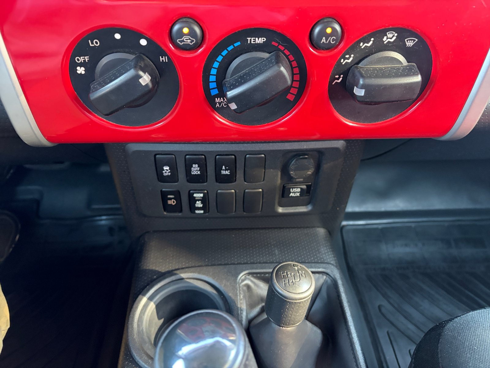 Used 2012 Toyota FJ Cruiser 4WD w/ Trail Teams Special Edition image 32