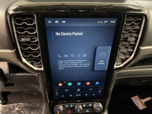 New 2025 Ford Ranger XLT w/ Equipment Group 301A High image 10