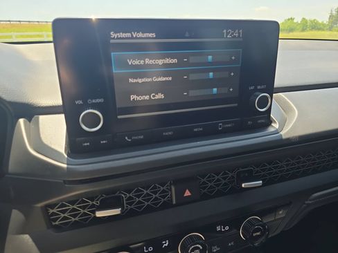 Used 2025 Honda Accord SE image 20