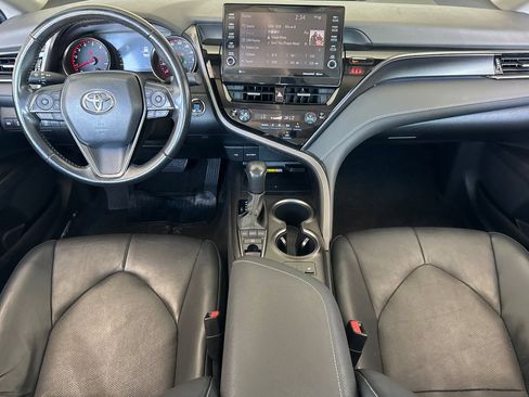 Used 2023 Toyota Camry XSE FWD image 15