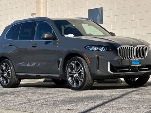 Used 2026 BMW X5 xDrive40i image 6
