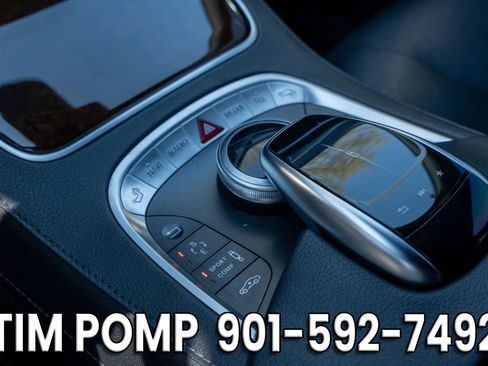 Used 2017 Mercedes-Benz S 550 Sedan image 24