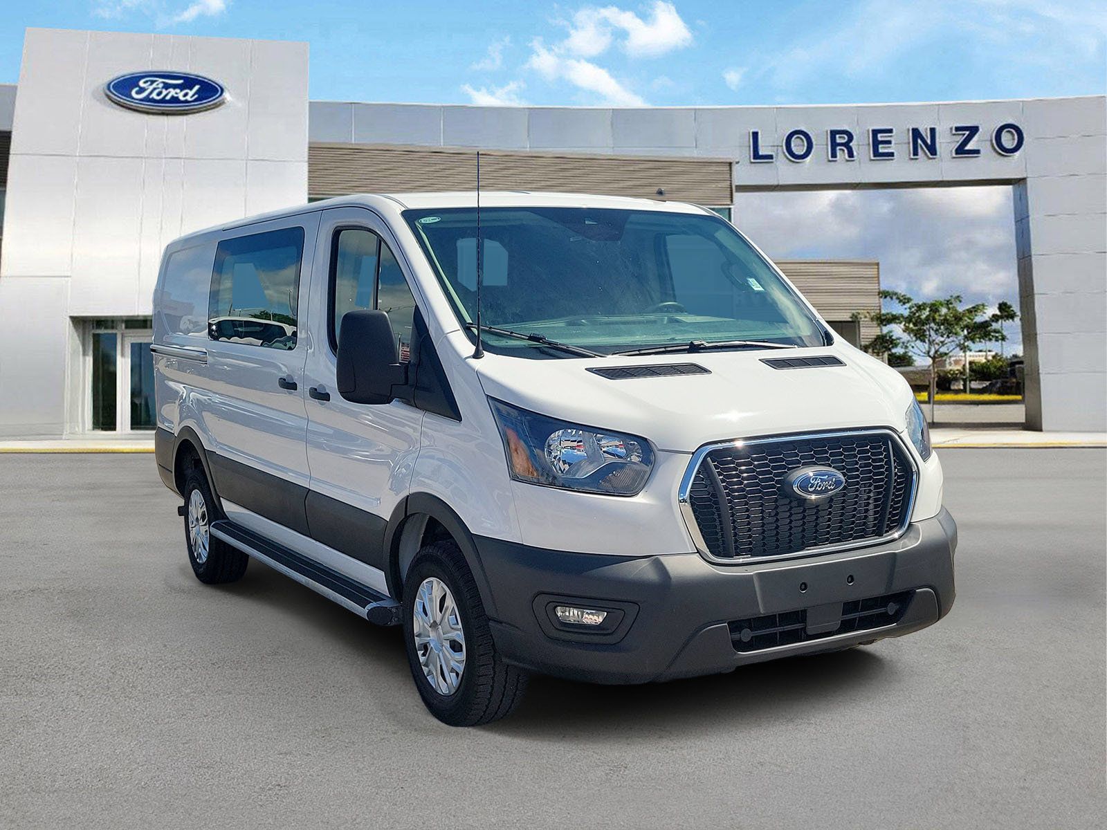 Used 2025 Ford Transit 250 Low Roof w/ Exterior Upgrade Package RWD image 3