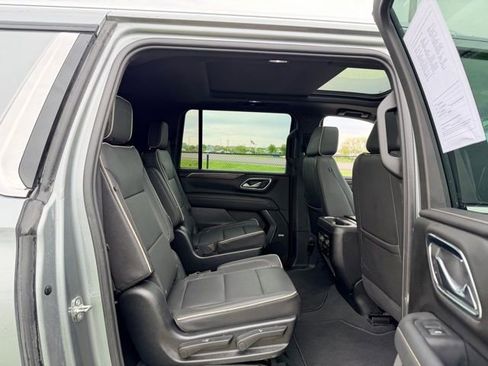 Certified 2023 Chevrolet Suburban Premier AWD/4WD image 9