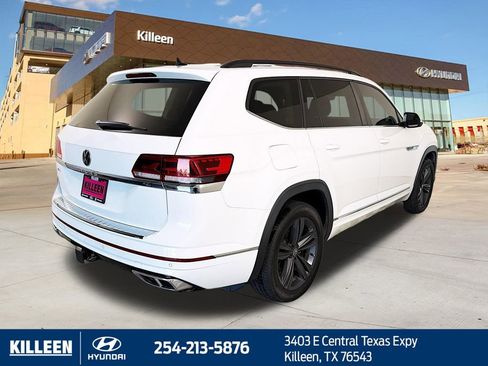 Used 2021 Volkswagen Atlas SE w/ Panoramic Sunroof Package image 8