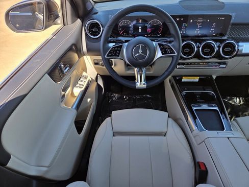 New 2026 Mercedes-Benz GLB 250 image 14