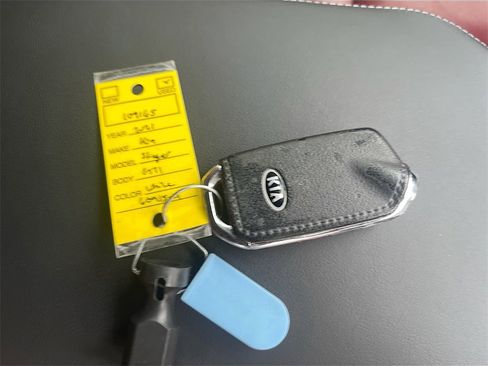 Used 2021 Kia Stinger GT1 image 35