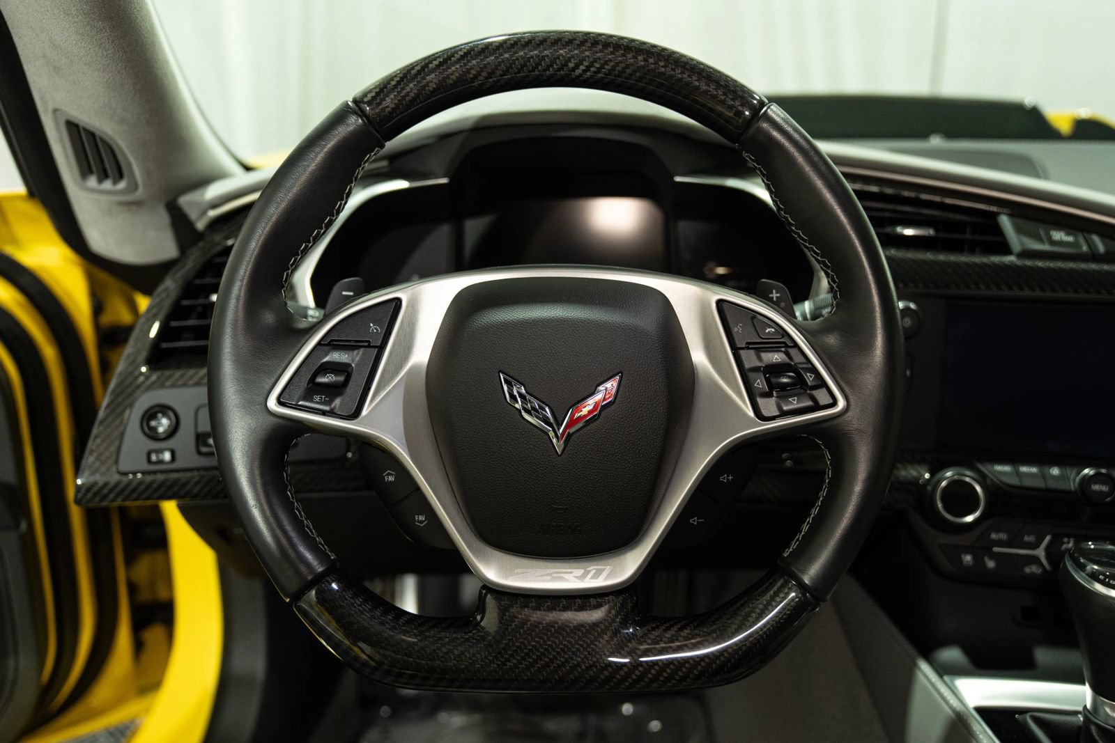 Used 2019 Chevrolet Corvette ZR1 RWD image 18