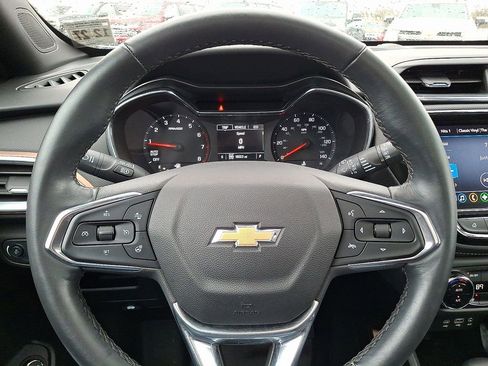 Used 2023 Chevrolet TrailBlazer ACTIV w/ Sun and Liftgate Package image 20