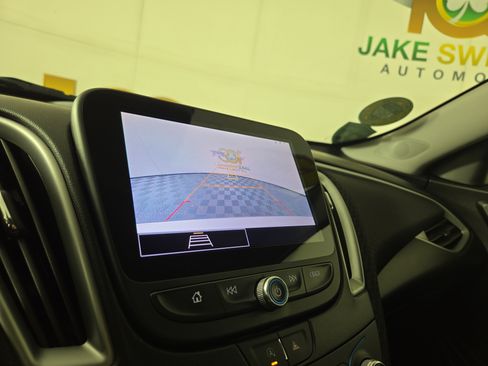 Used 2024 Chevrolet Malibu LT FWD image 20