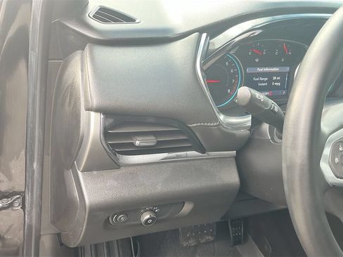 Used 2023 Chevrolet Traverse LT FWD image 10