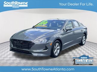 Used 2022 Hyundai Sonata SE image 1