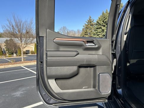 Used 2024 GMC Sierra 1500 Denali w/ Denali Reserve Package image 59