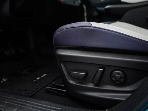 New 2026 Nissan Leaf Platinum+ w/ Illuminated Package image 17