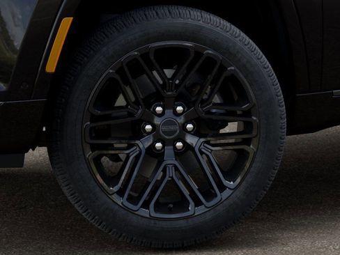 New 2026 Jeep Grand Wagoneer L Limited AWD/4WD image 8