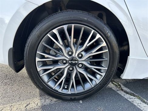 Used 2024 Kia Forte GT-Line w/ GT-Line Premium Package image 26