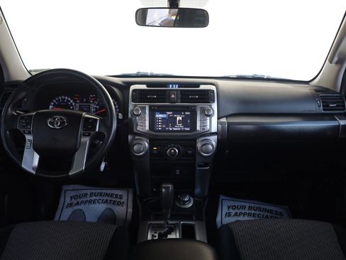 Used 2016 Toyota 4Runner SR5 AWD/4WD image 29