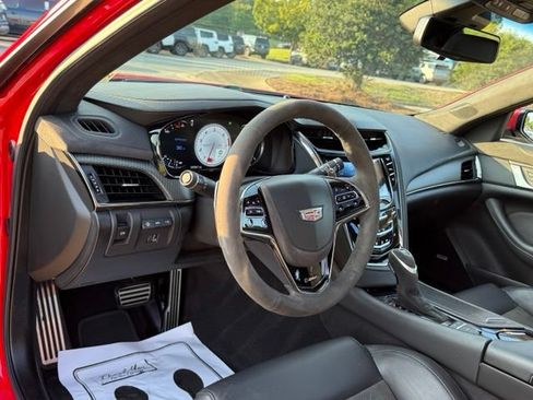 Used 2019 Cadillac CTS V w/ Carbon Fiber Package RWD image 16