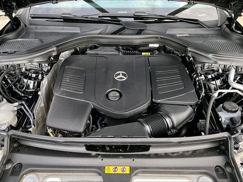 Certified 2025 Mercedes-Benz GLC 350e 4MATIC image 32