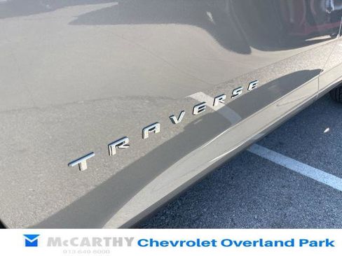 New 2026 Chevrolet Traverse LT w/ Enhanced Driving Package AWD/4WD image 11