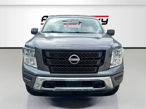 Used 2024 Nissan Titan SV w/ SV Convenience Package AWD/4WD image 2