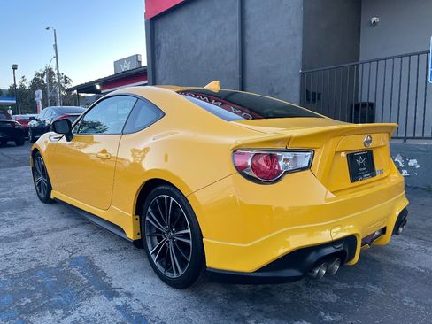 Used 2015 Scion FR-S Release Series 1.0 image 7