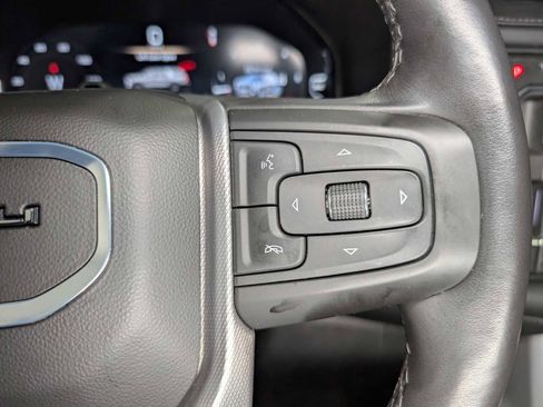 Used 2024 GMC Yukon Denali w/ Advanced Technology Package image 40