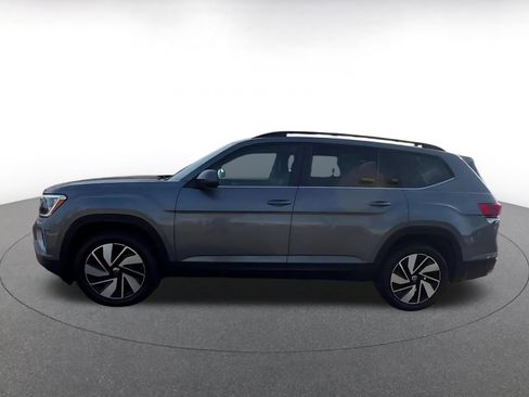 Used 2024 Volkswagen Atlas SE image 8
