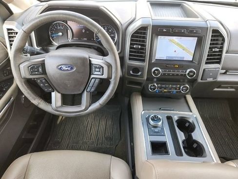 Used 2020 Ford Expedition XLT w/ Equipment Group 202A RWD image 27