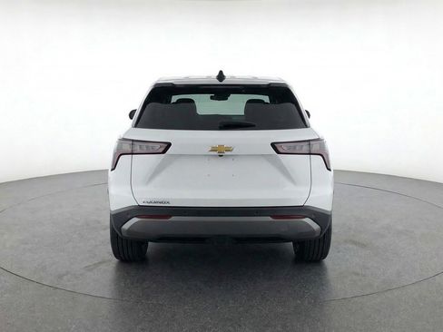 Used 2025 Chevrolet Equinox LT FWD image 7