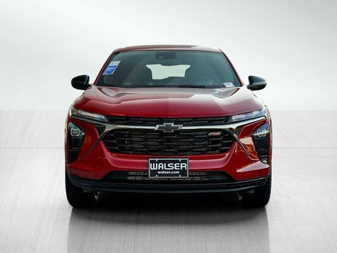 New 2026 Chevrolet Trax RS w/ Sunroof Package image 2