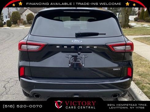 Used 2023 Ford Escape ST-Line Select w/ Class II Trailer Tow Package image 5