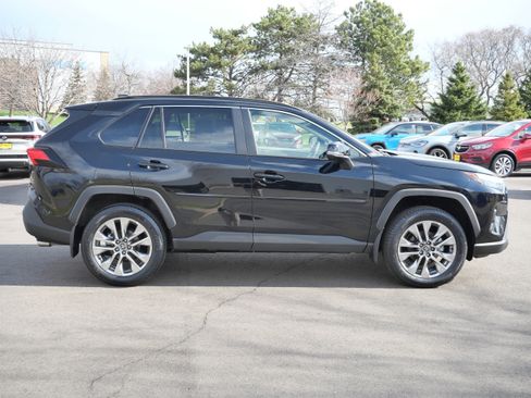 Used 2025 Toyota RAV4 XLE Premium w/ Weather Package image 8