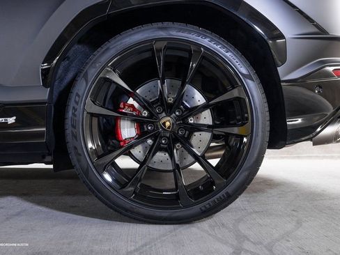 Used 2024 Lamborghini Urus S AWD/4WD image 9