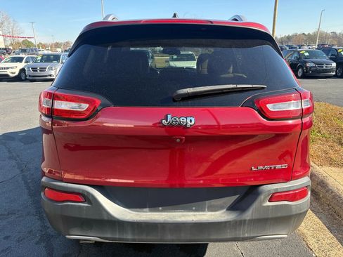 Used 2015 Jeep Cherokee Limited image 6